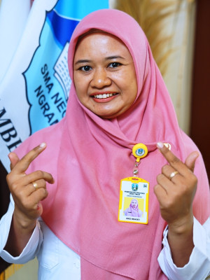 NIKO HIDAYATI,S.Pd.,Gr.