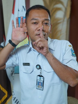 HANNA NAJIB BAHTIAR,S.Pd.